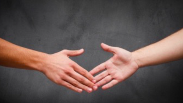 il dolore e l'aiuto del fisioterapista